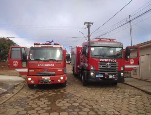 Caminhões do Corpo de Bombeiros de Avaré